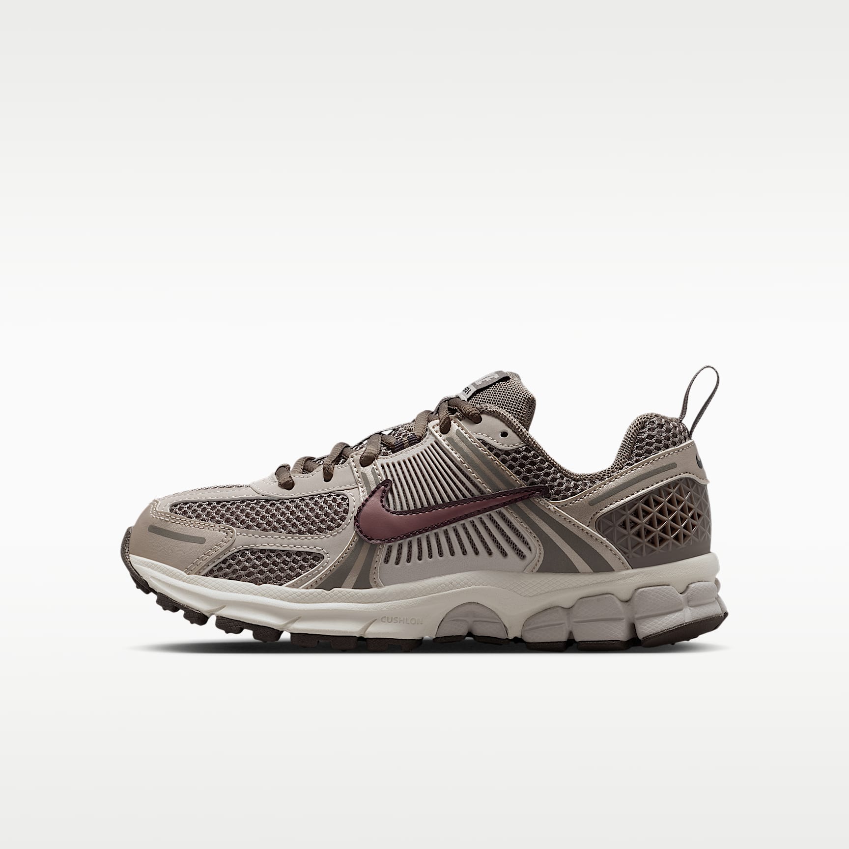 Nike Vomero 5 Big Kids' Shoes with Reflective Accents. Nike.com